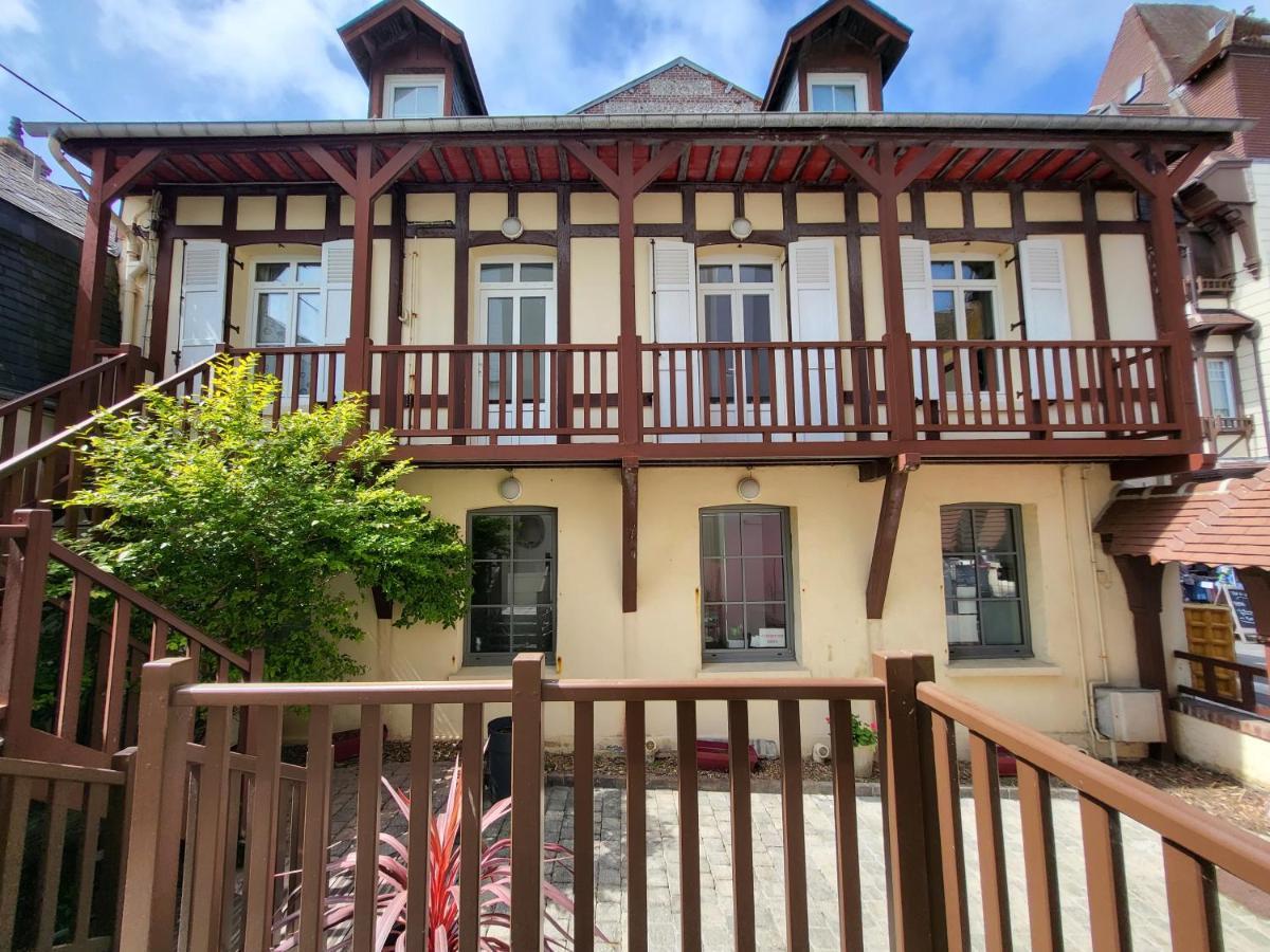 Bed & Breakfast D'hotes La Petite Salamandre
