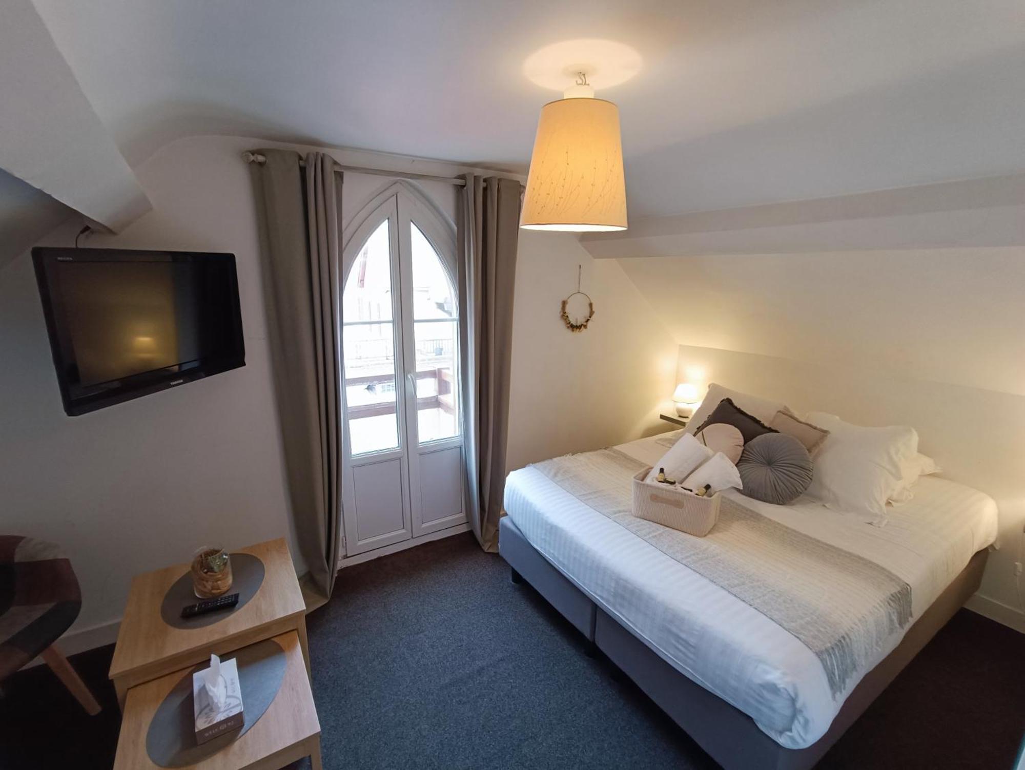 D'hotes La Petite Salamandre Bed & Breakfast