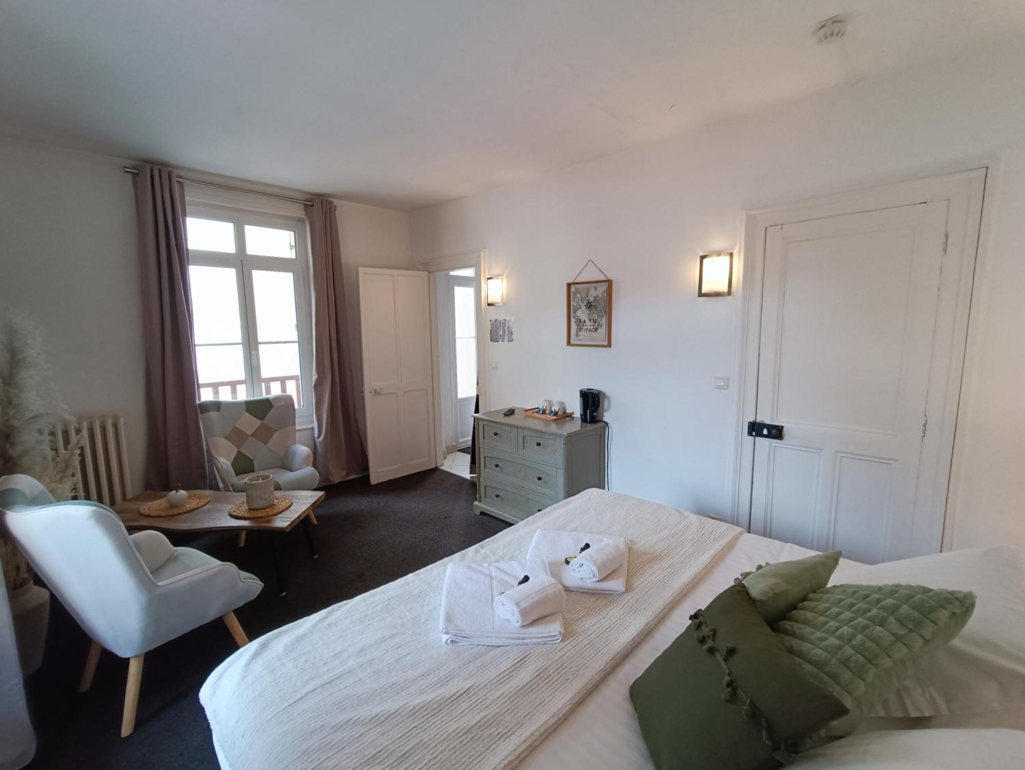 D'hotes La Petite Salamandre Bed & Breakfast Etretat